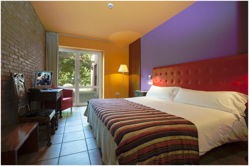 Hotel Ibaiondo Olave ภายนอก รูปภาพ
