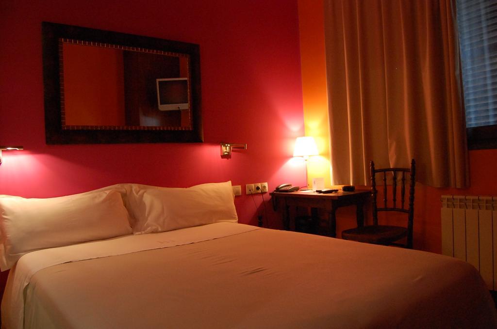 Hotel Ibaiondo Olave ภายนอก รูปภาพ