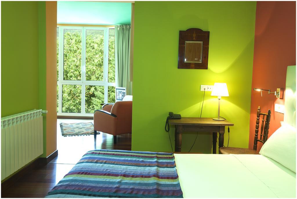 Hotel Ibaiondo Olave ภายนอก รูปภาพ