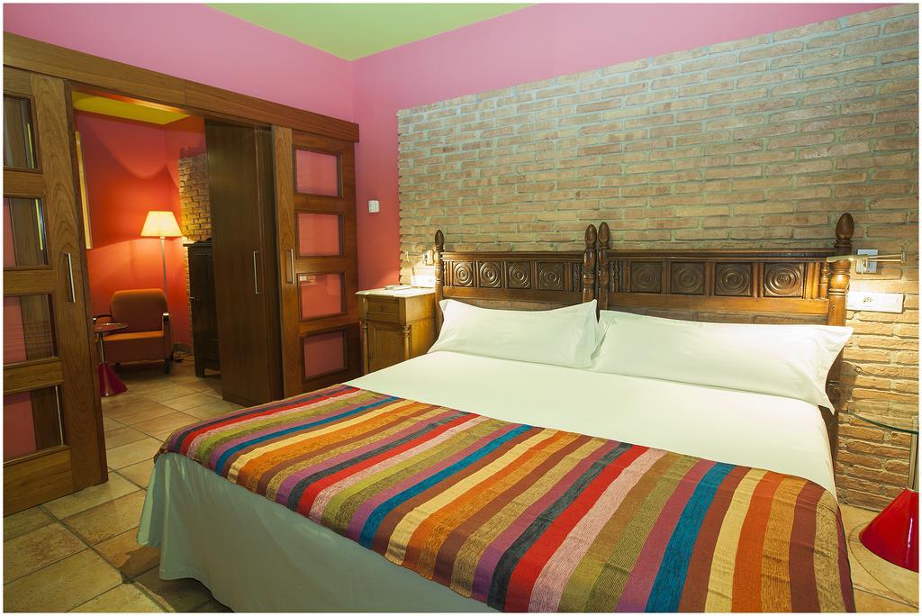 Hotel Ibaiondo Olave ภายนอก รูปภาพ